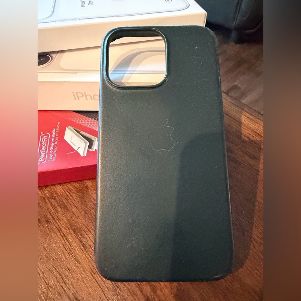 Apple iPhone leather 13Pro Forest Green iPhone Cover